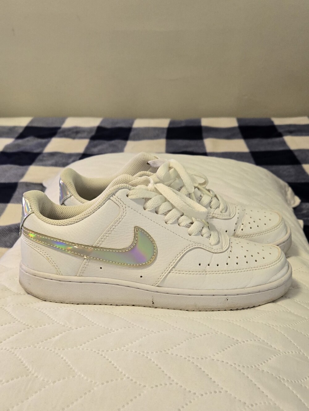 Nike White Low-Top Sneakers with Iridescent Swoosh Accent
